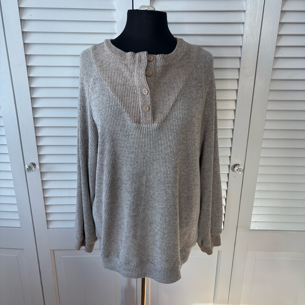 Cream and Tan Ribbed Henley Sweater